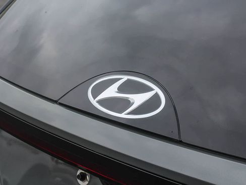 Certified 2024 Hyundai Tucson SEL FWD image 11