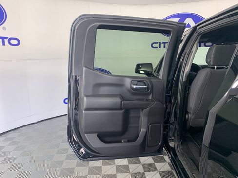 Used 2020 Chevrolet Silverado 1500 Custom Trail Boss w/ Custom Convenience Package AWD/4WD image 26
