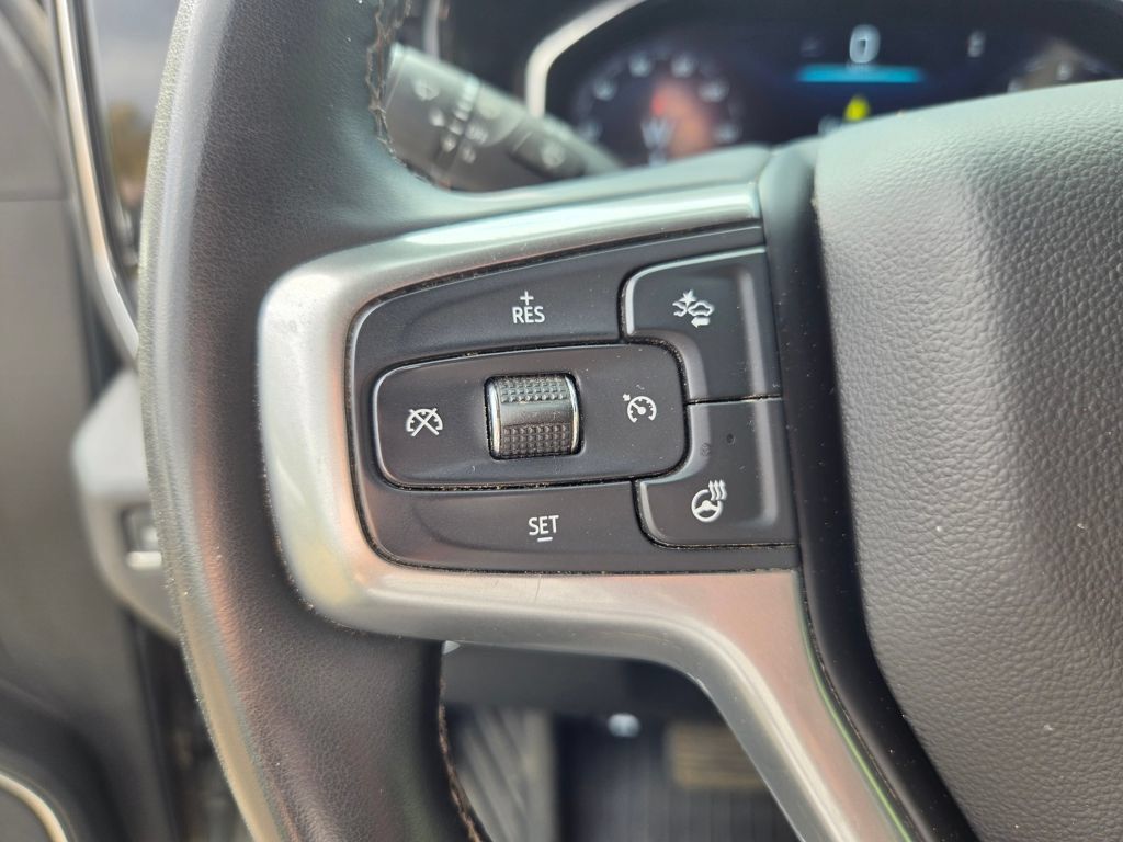 Used 2025 Chevrolet Silverado 2500 LTZ w/ LTZ Premium Package AWD/4WD image 15