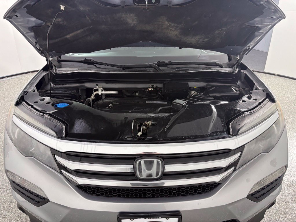 Used 2016 Honda Pilot Elite image 33