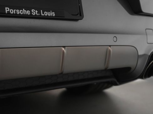 New 2025 Porsche Cayenne Turbo image 23
