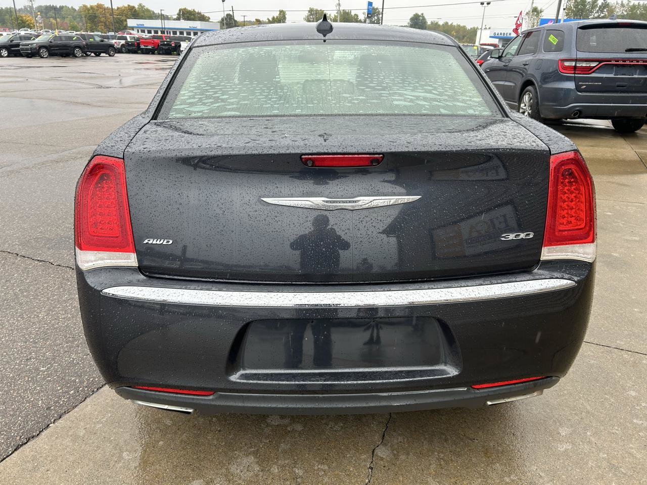 Used 2016 Chrysler 300 Limited AWD/4WD image 6