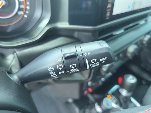 Used 2024 Jeep Wrangler Unlimited Rubicon w/ Technology Group AWD/4WD image 24