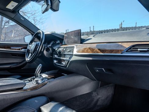 Used 2017 BMW 540i image 33