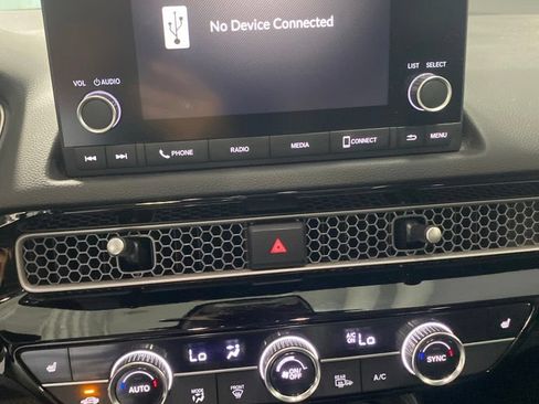 Used 2024 Honda Civic EX-L image 8
