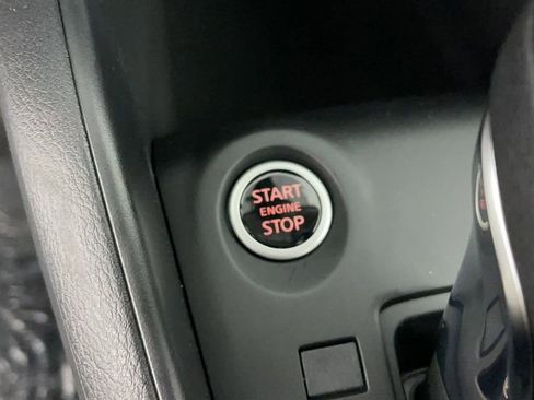 New 2025 Nissan Kicks Play S image 17