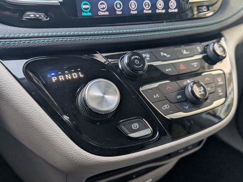 Used 2019 Chrysler Pacifica Limited w/ Advanced Safetytec Group image 30