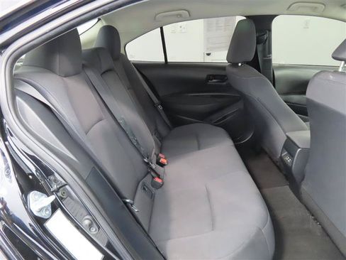 Used 2023 Toyota Corolla LE FWD image 32
