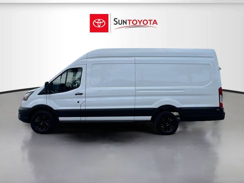 Used 2024 Ford Transit 250 148 High Roof Extended w/ Load Area Protection Package RWD image 7