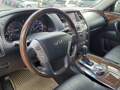 Used 2017 INFINITI QX80 2WD image 24