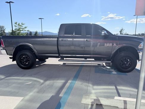 Used 2018 RAM 2500 Laramie AWD/4WD image 5