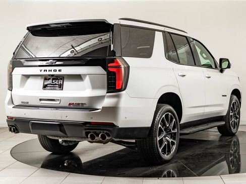 Used 2025 Chevrolet Tahoe RST w/ Comfort Package AWD/4WD image 10