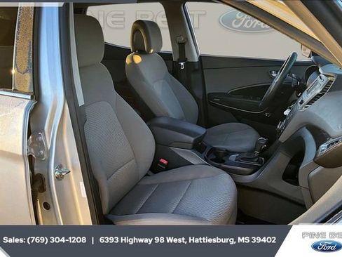 Used 2018 Hyundai Santa Fe Sport image 6