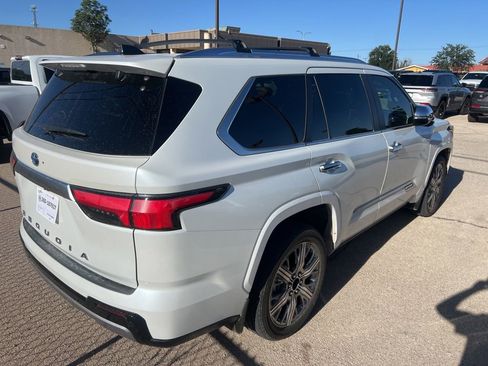 Used 2024 Toyota Sequoia Capstone AWD/4WD image 5