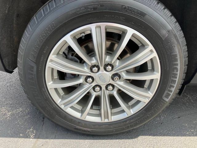 Used 2018 Cadillac XT5 Luxury w/ Driver Awareness Package AWD/4WD image 30