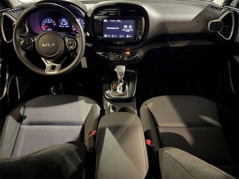 Used 2022 Kia Soul LX w/ Technology Package image 21