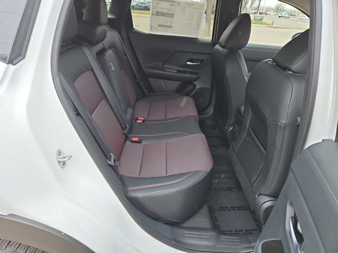 New 2026 Nissan Kicks SR w/ Cold Weather Package image 10