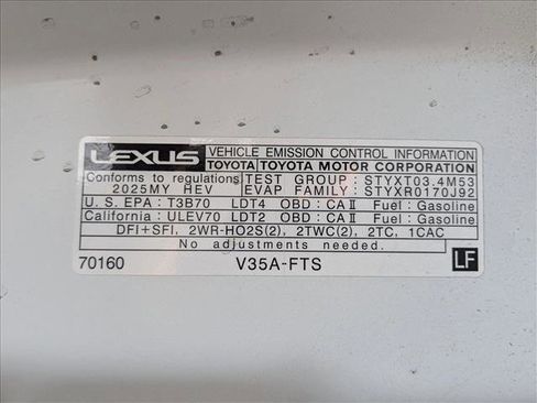 Used 2025 Lexus LX 700h Overtrail w/ Accessory Package (Z1) AWD/4WD image 24