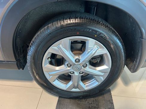 Used 2023 Honda HR-V LX image 13