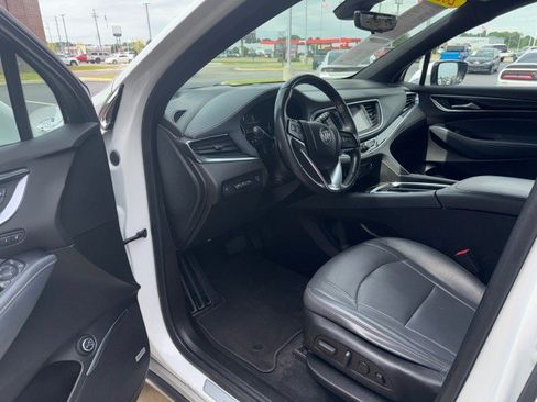 Used 2022 Buick Enclave Premium FWD image 16