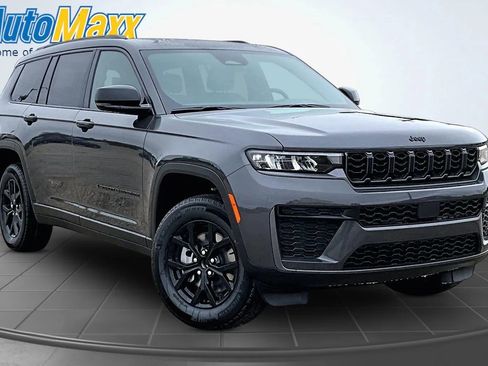 New 2026 Jeep Grand Cherokee L 4WD image 2