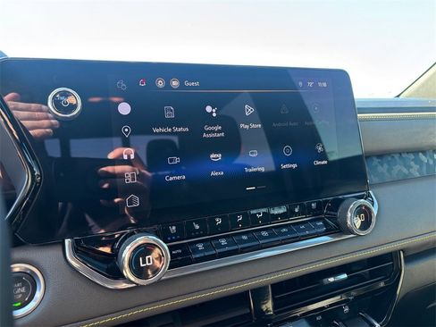 Used 2024 Chevrolet Colorado ZR2 w/ ZR2 Convenience Package III image 20