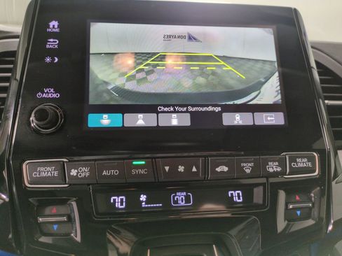 Certified 2024 Honda Odyssey Touring image 24