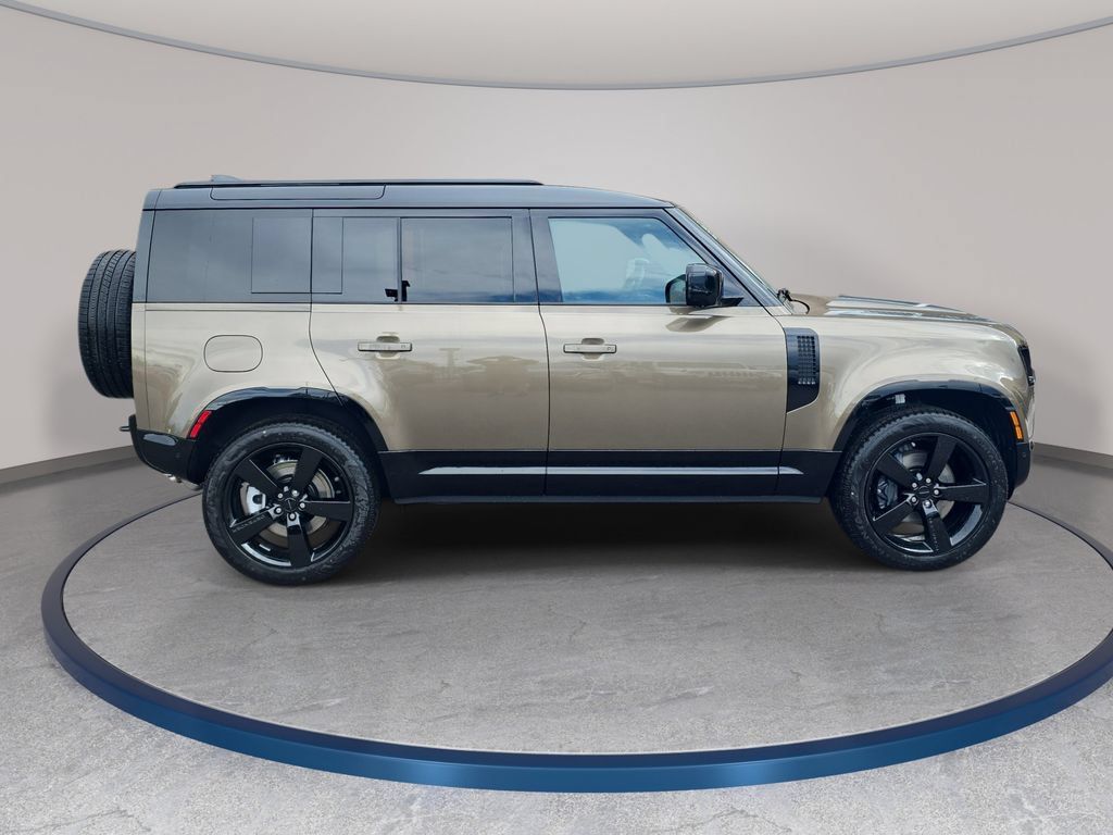 New 2026 Land Rover Defender 110 X-Dynamic SE AWD/4WD image 4