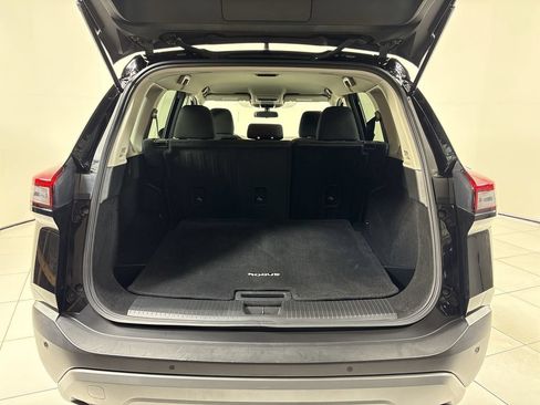 Used 2023 Nissan Rogue S FWD image 19