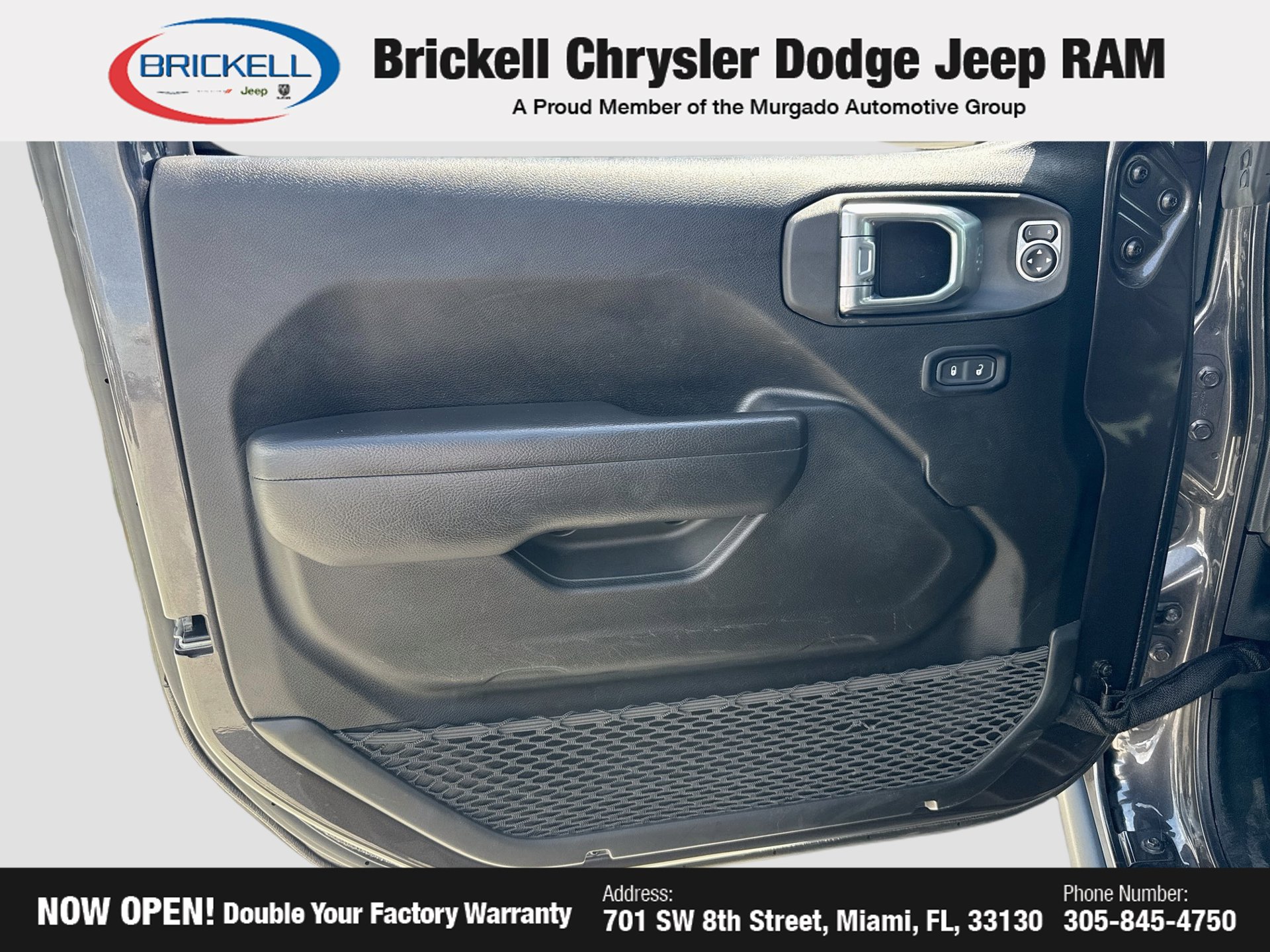 Used 2025 Jeep Wrangler Unlimited Rubicon AWD/4WD image 21