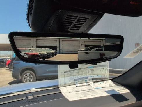 New 2026 Chevrolet Equinox ACTIV w/ Safety and Technology Package image 26