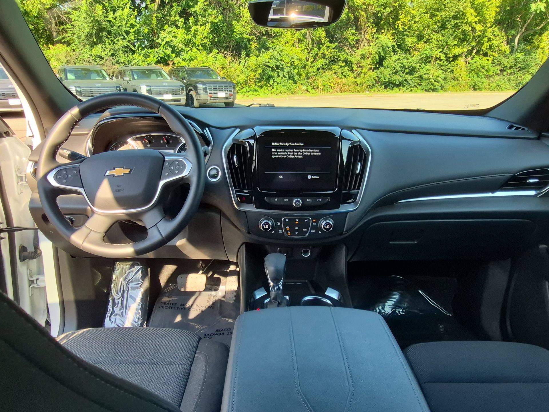 Used 2023 Chevrolet Traverse LT w/ Rear Camera Mirror Package AWD/4WD image 21