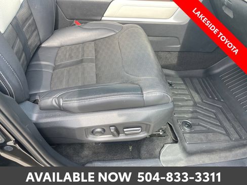 Used 2023 Toyota Tundra Capstone AWD/4WD image 17