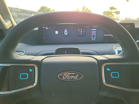 Used 2026 Ford Expedition Max Platinum w/ Platinum Ultimate Package image 23