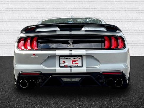 Used 2020 Ford Mustang Shelby GT500 w/ Technology Package RWD image 5