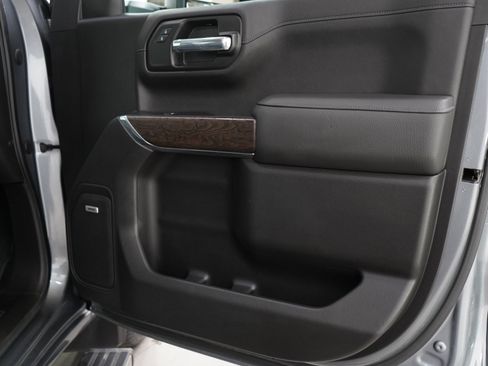 Used 2020 GMC Sierra 1500 Denali w/ Denali Ultimate Package AWD/4WD image 11