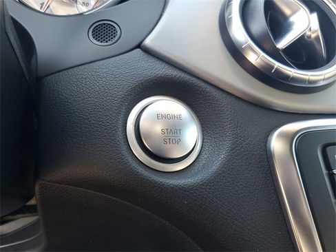 Used 2015 Mercedes-Benz CLA 250 image 30