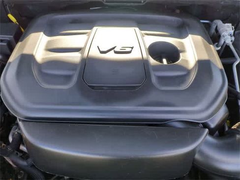 Used 2021 Jeep Grand Cherokee Limited image 15