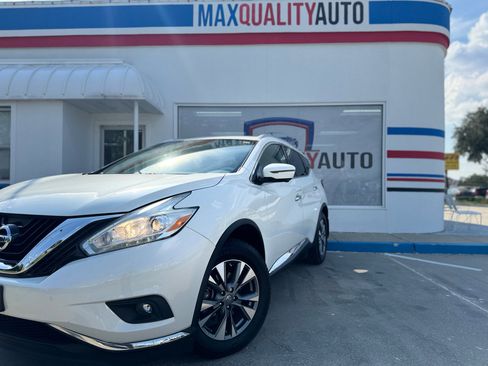 Used 2017 Nissan Murano SL image 2