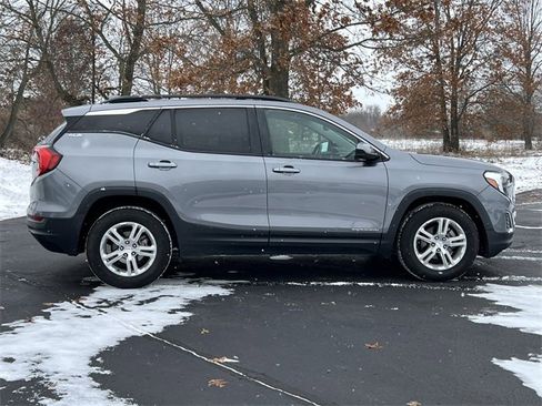 Used 2021 GMC Terrain SLE w/ Driver Convenience Package image 36