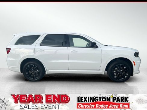 Used 2022 Dodge Durango SXT w/ Blacktop Package image 1