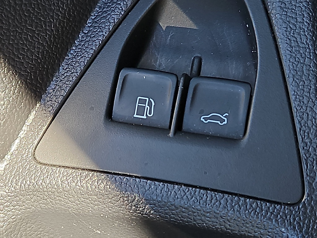 Used 2021 Volkswagen Jetta SE w/ SE Cold Weather Package FWD image 27