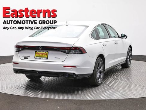 Used 2025 Honda Accord EX-L image 5