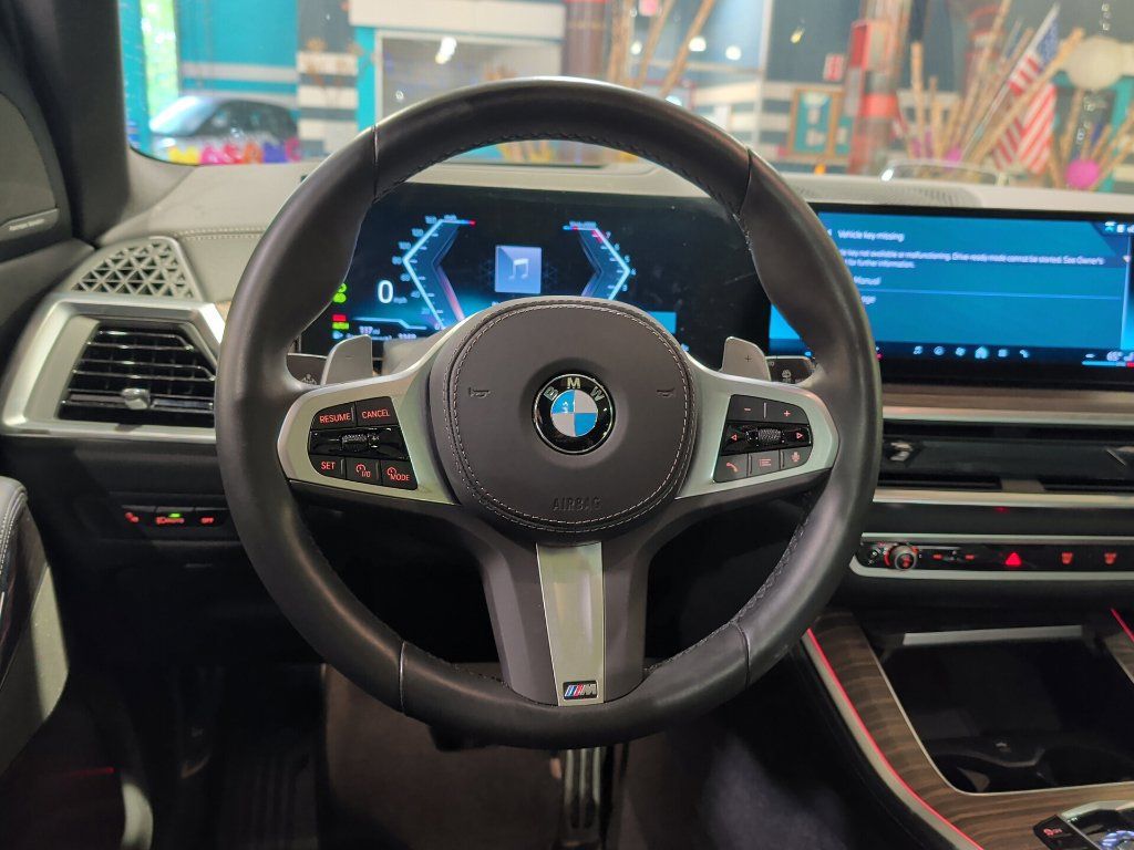 Certified 2026 BMW X5 xDrive40i w/ Executive Package AWD/4WD image 2