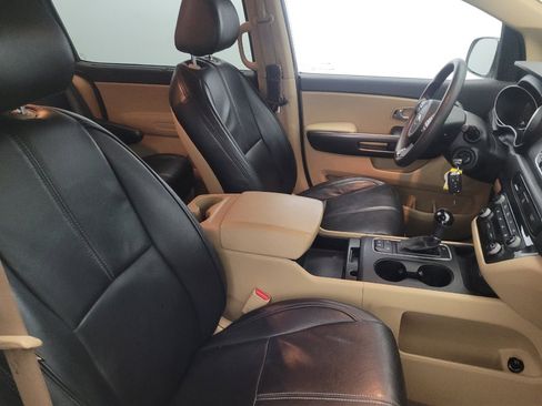 Used 2015 Kia Sedona LX w/ LX Convenience Package FWD image 21