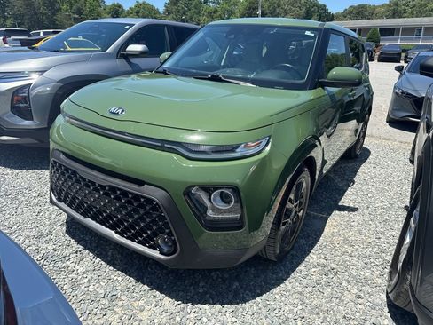 Used 2020 Kia Soul EX FWD image 1