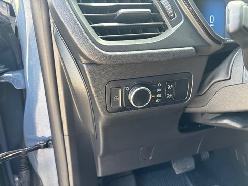 Used 2025 Ford Escape ST-Line w/ Equipment Group 301A FWD image 13