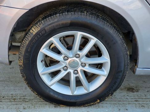 Used 2018 Dodge Grand Caravan SXT image 29