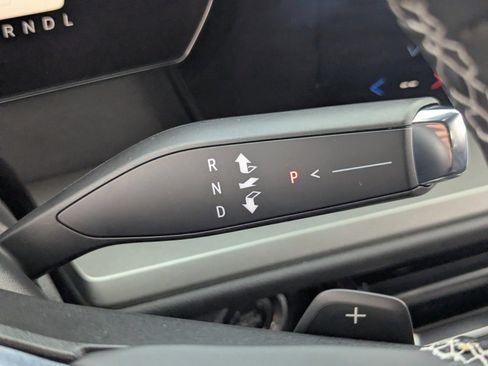 Used 2025 Chevrolet Traverse LT w/ Enhanced Driving Package image 30