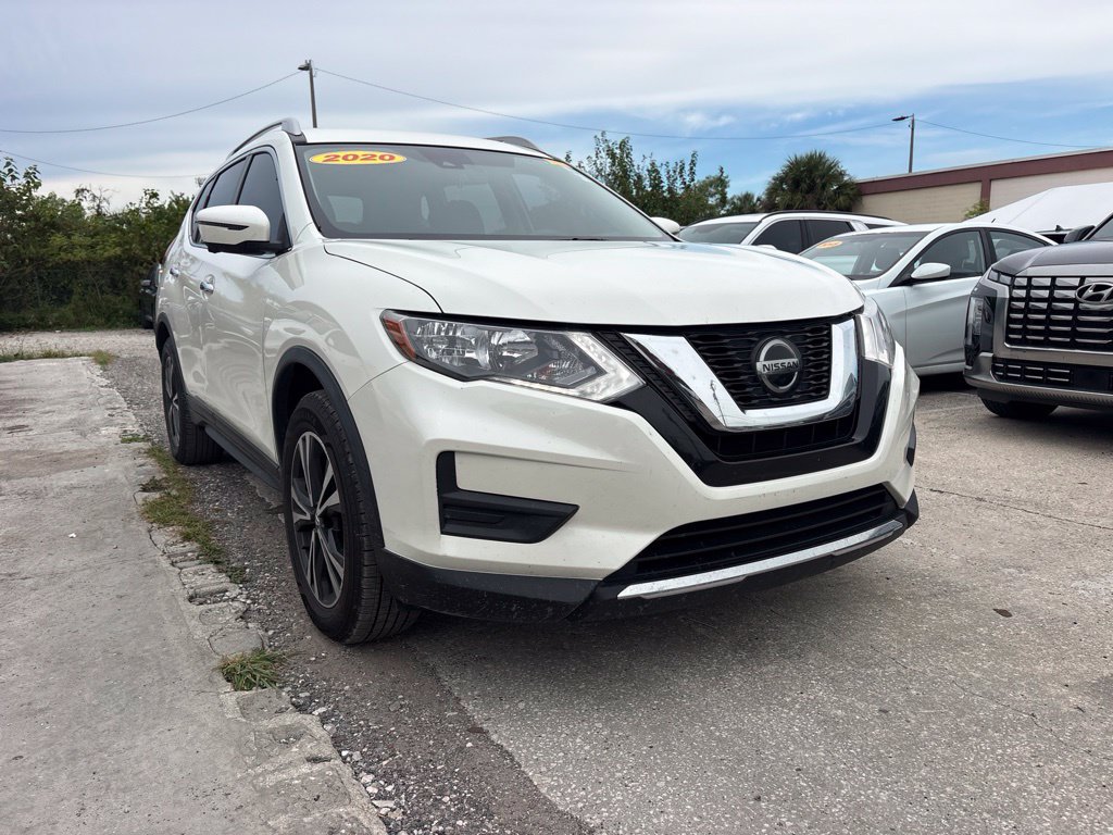 Used 2020 Nissan Rogue SV w/ Premium Package FWD image 1